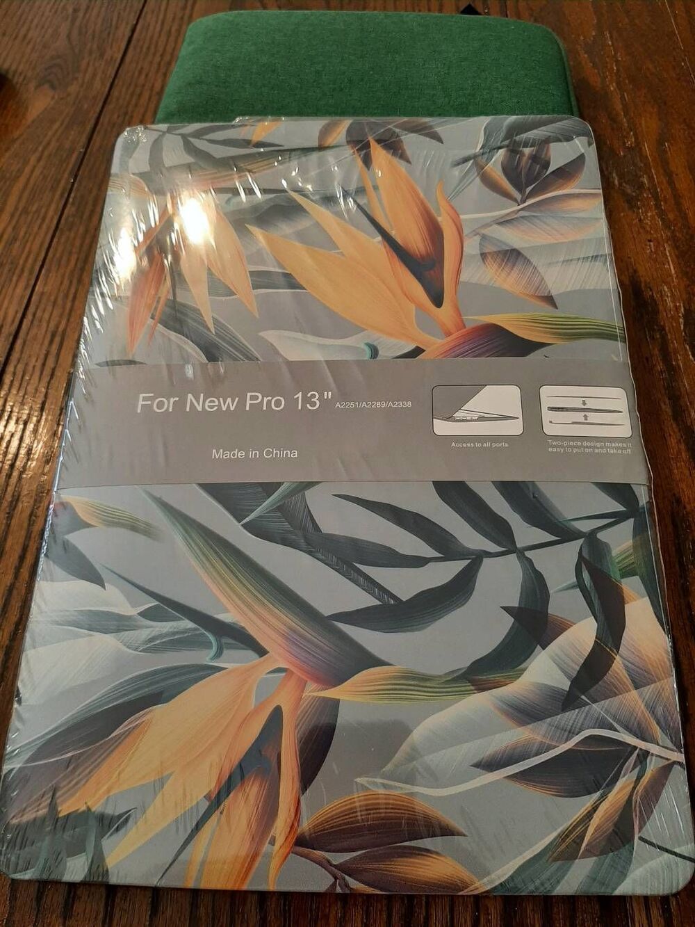 New Wocadi 5-in-1 Purple Floral MacBook Pro 13" Sleeve and Protection Kit